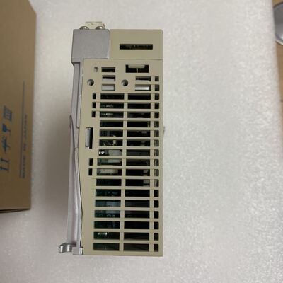 Yaskawa SGDG-01GTY21 SERVO DRIVE 2AMP 90-253VAC 50/60HZ 1PH